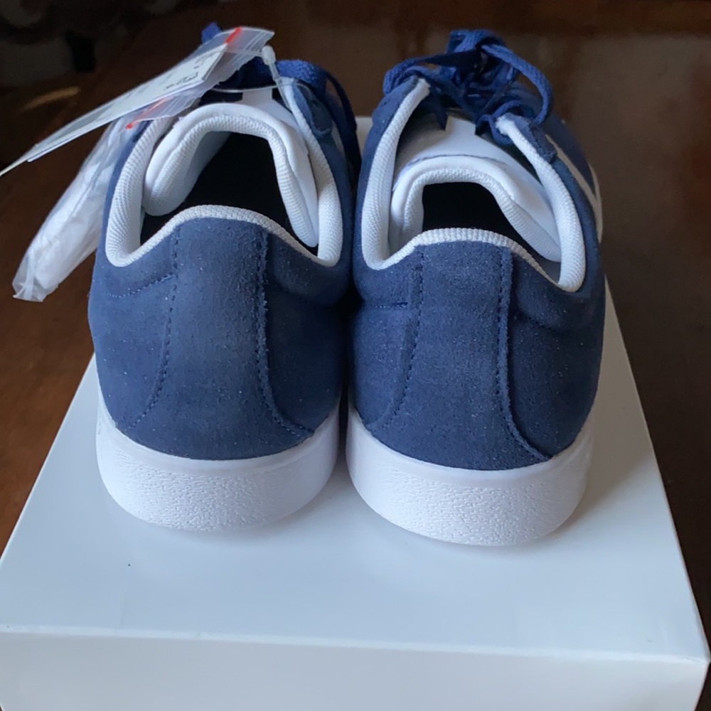 29:03 - Adidas VL Court 2.0 Skateboard Sneakers - Picture 4 of 10